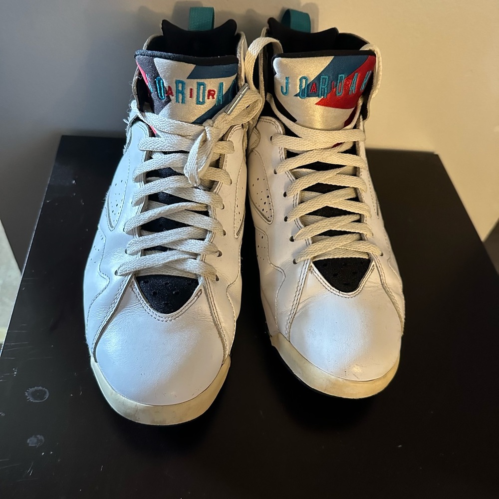 Jordan 7s size 9